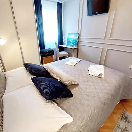 My Dalmatia - Secondo Piano Apartment *
